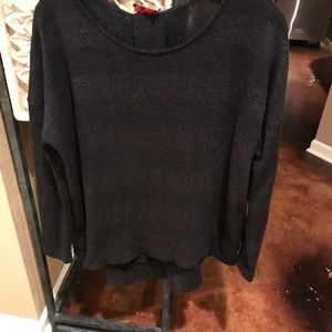 NWT Isle Boutique Top